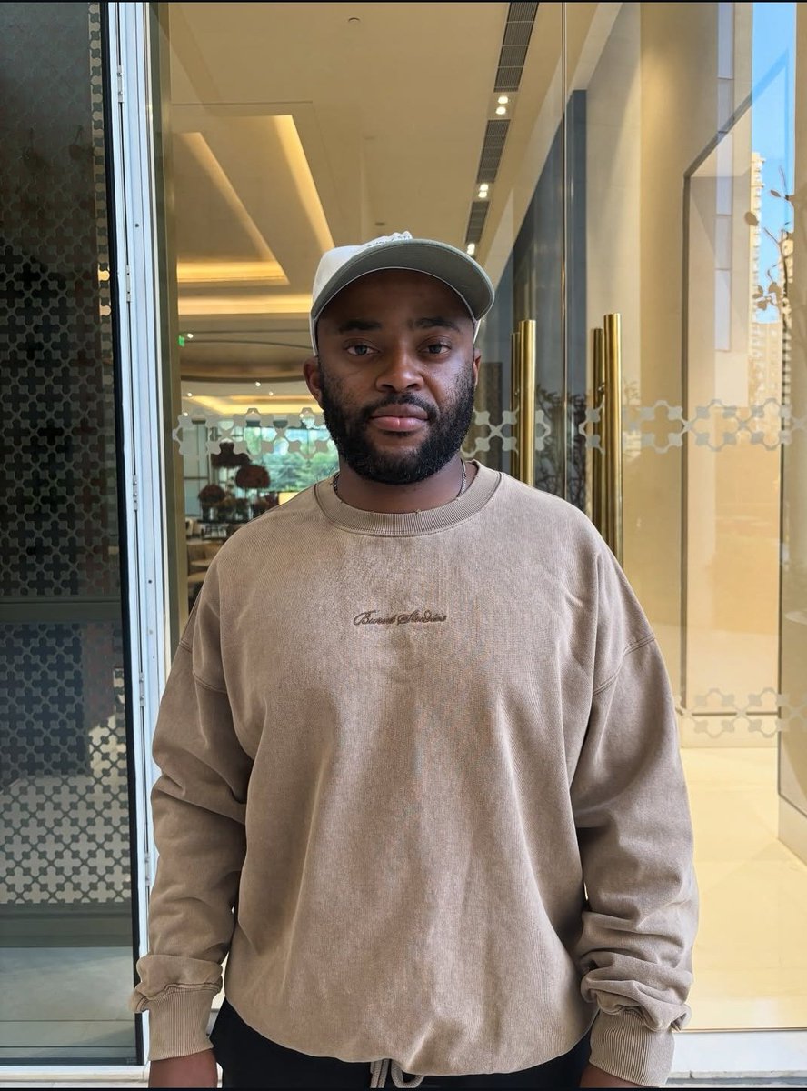 I_Nikitaaa's tweet image. Who is this guy? 👀
(Wrong answer only)