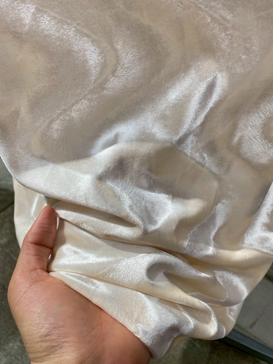 GHOSPELL
Cecily Velvet Midi Dress
ivory
size:S
¥21,780-

#CHELSEA_laforet #ghospell #GirlsofGhospell 
#Laforet #Laforetharajuku #harajuku #ラフォーレ原宿 #原宿