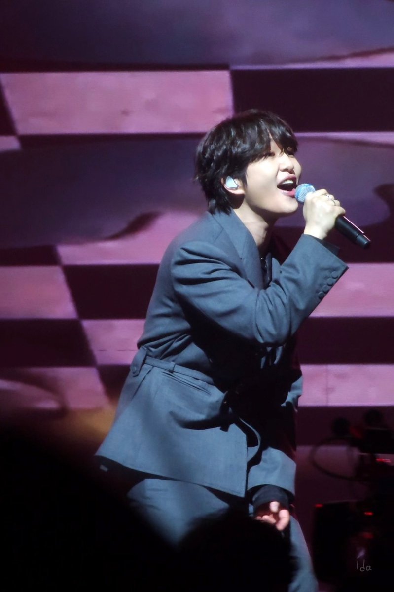 온유 #ONEW #オニュ@SHINee @ONEW_GRIFFIN