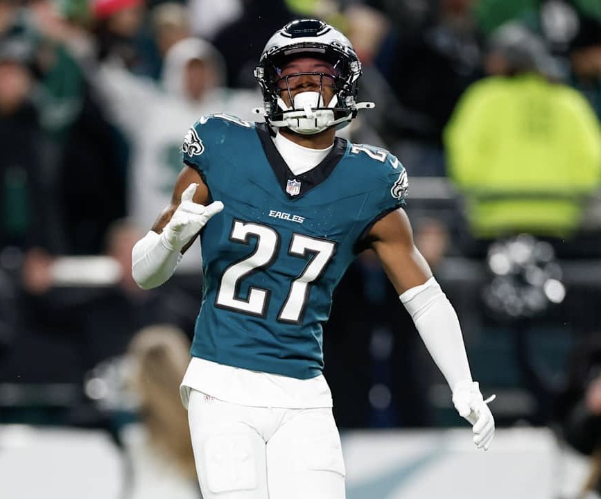 Quinyon Mitchell didn’t allow a single catch vs Amon-Ra St. Brown.