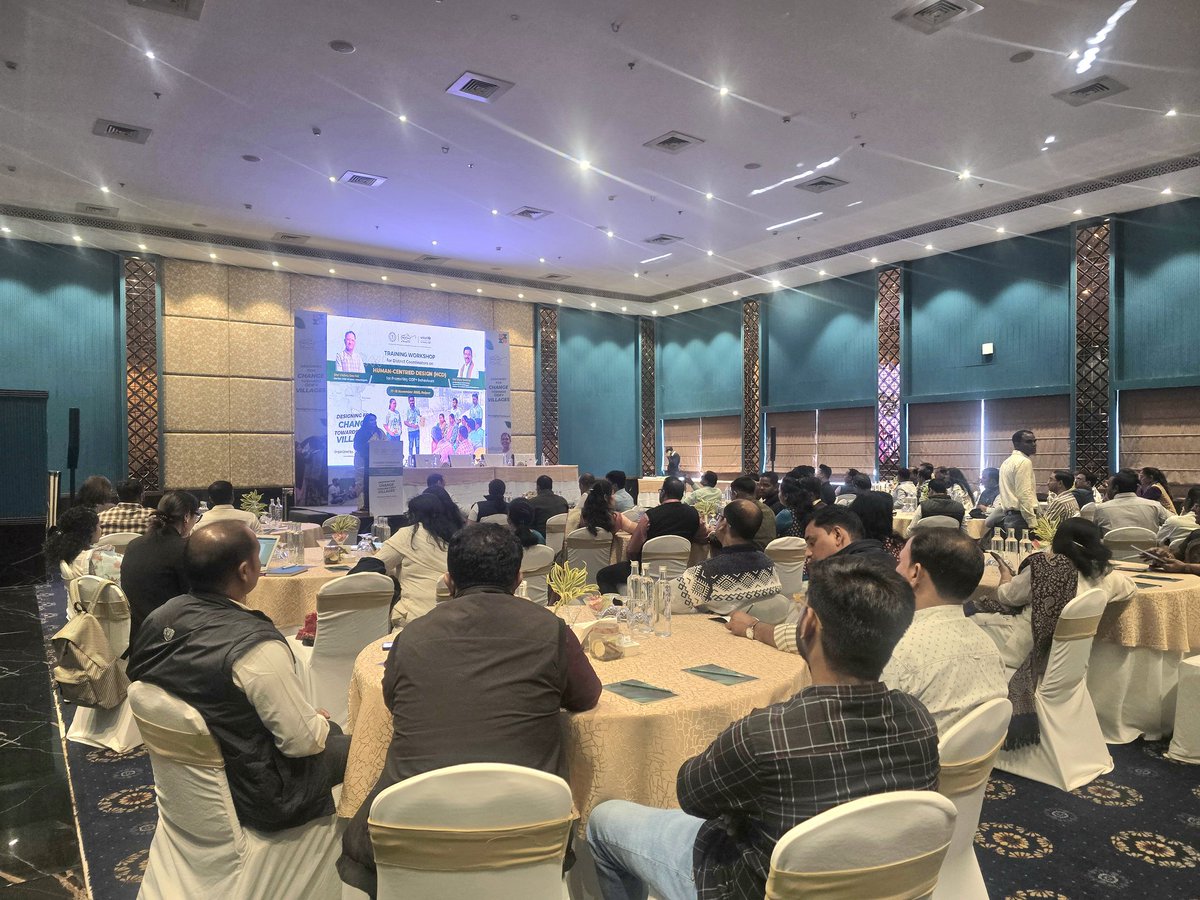 ChhattisgarhABC's tweet image. District &amp;amp; IEC Consultants from across Chhattisgarh come together for a two-day Human-Centred Design training to strengthen ODF+ behaviours. Learning to understand people, design with them, and create cleaner villages.
#swacchbharatmission
#HumanCenteredDesign

@MoHFW_INDIA…