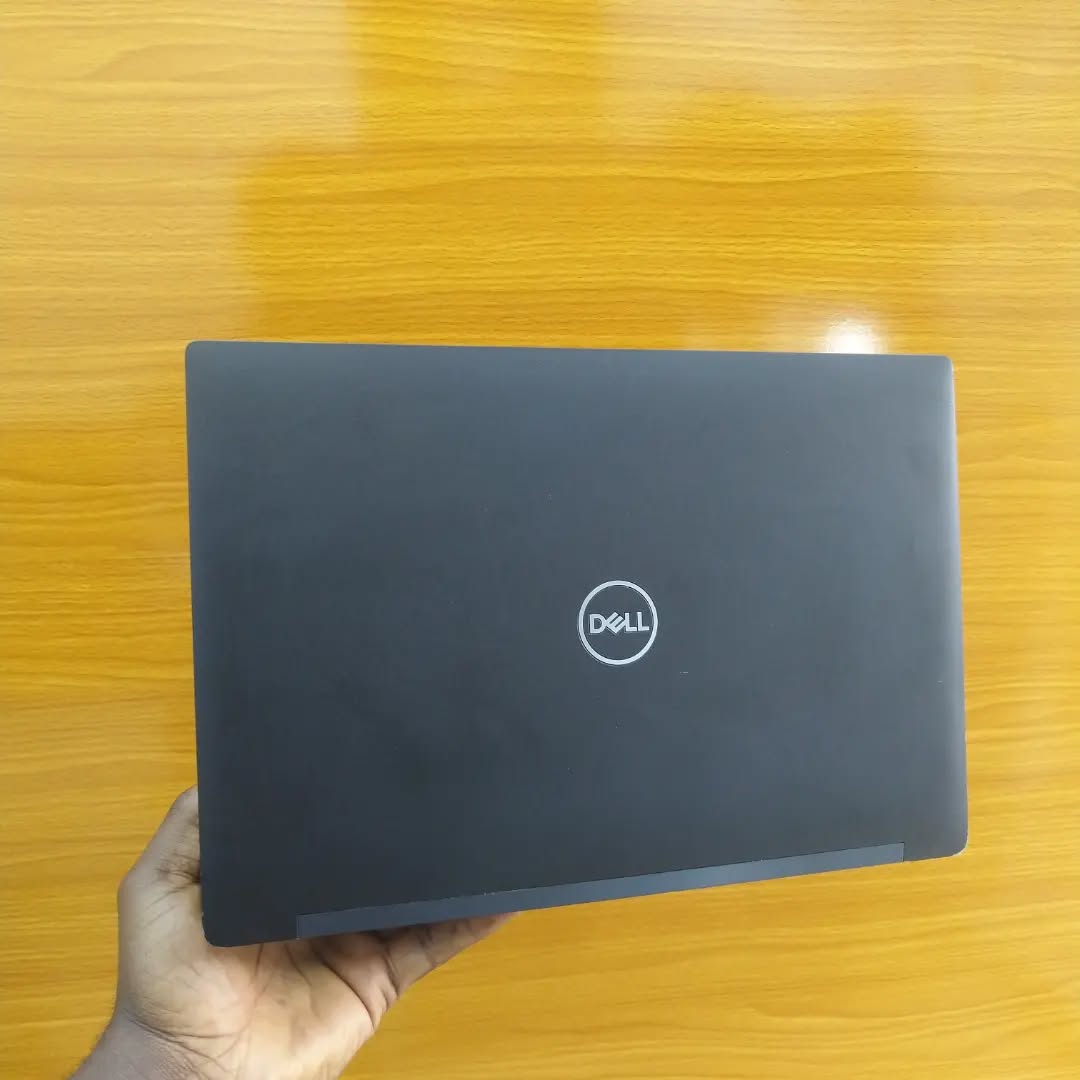 HAKIM934134's tweet image. Dell  latitude 7380 💻
Core I5 ✅
8 GB RAM ✅
256 GB SSD  storage✅ 
Webcam HD✅
WiFi/ Bluetooth✅
Backlight Keyboard✅
Biometric Fingerprint✅
Type-A Ports3✅
Ethernet LAN ✅
HDMI✅
Battery: 5+hrs + original battery 
Warranty  6 months 
+256704490638