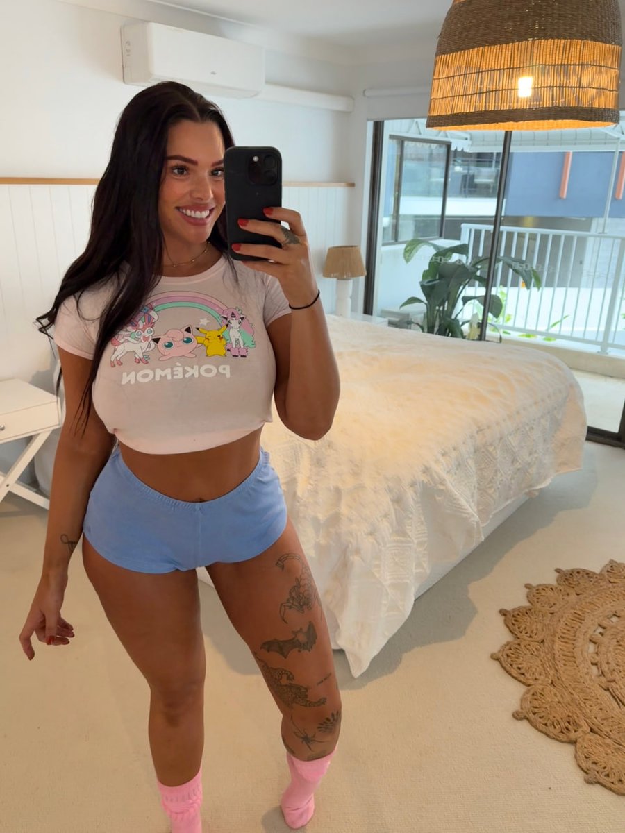 Rosie Clarke tweet media