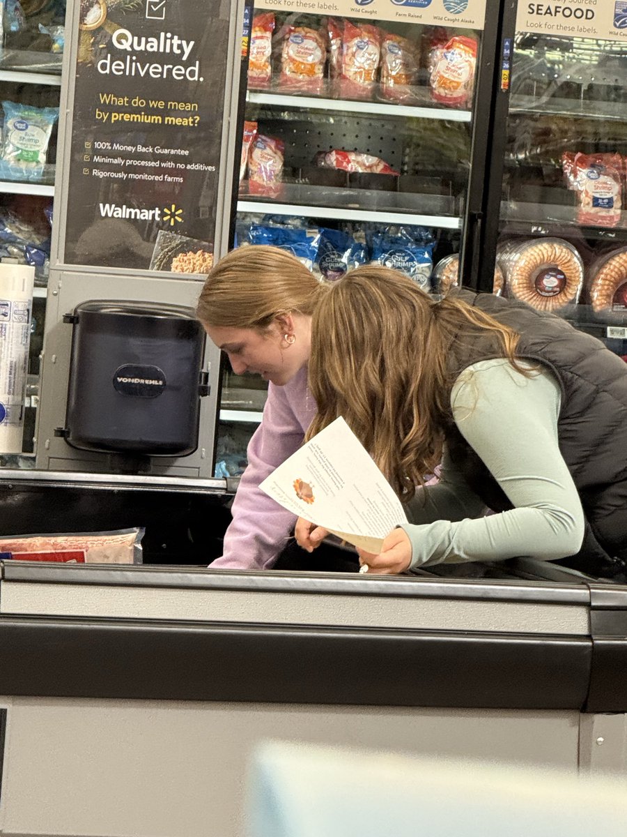 STM Softball spent some time this afternoon shopping for Thanksgiving Baskets to help families in our community this holiday season. The St. Matthew Thanksgiving Basket Ministry is collecting almost 300 baskets of food and essential items to feed over 600 people in our community.