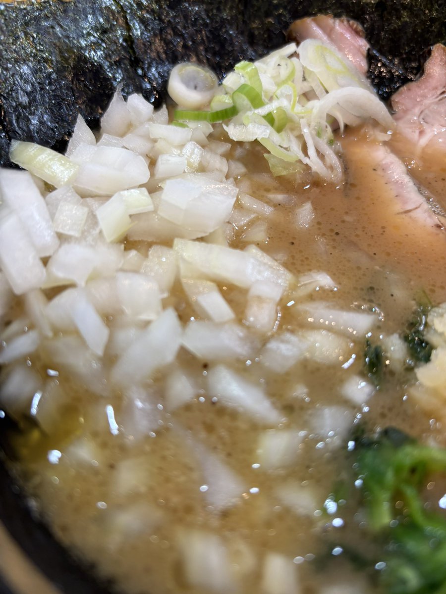 teruteruafu's tweet image. とらきち家 光 
半焼ロースチャーシュー麺 半ネギ丼🧅
ふわふわ焼ロース🥩🥩🥩😍😍😍
ﾈｷﾞ( y˘ω˘ )yﾈｷﾞﾄﾞﾝｯΣ|⊂(･ω･)🍚
めっちゃ美味しかった😍‼️👍
月曜濃厚スープ激うま🐯😍🍜
なんでこんなに美味(*´༥` *)しい🐯💗
光大将〜今週もよろしくです🤗🙏
至福の一杯❣️
ご馳走様でした🙏