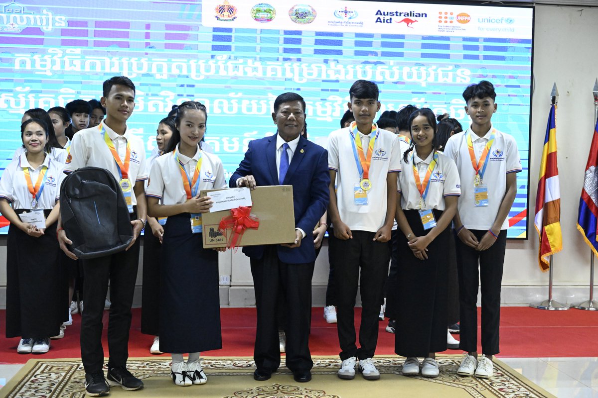 UNFPACambodia's tweet photo. Youth-led change in action! Inspiring #VMC Provincial Competition in Mondulkiri. Young leaders are tackling child marriage & school drop-outs using their Voice & Heritage.
Proudly supported by #RGC and the Australian Government through a joint program #TUSIP with UNFPA & UNICEF. https://t.co/1VdqHf50LY