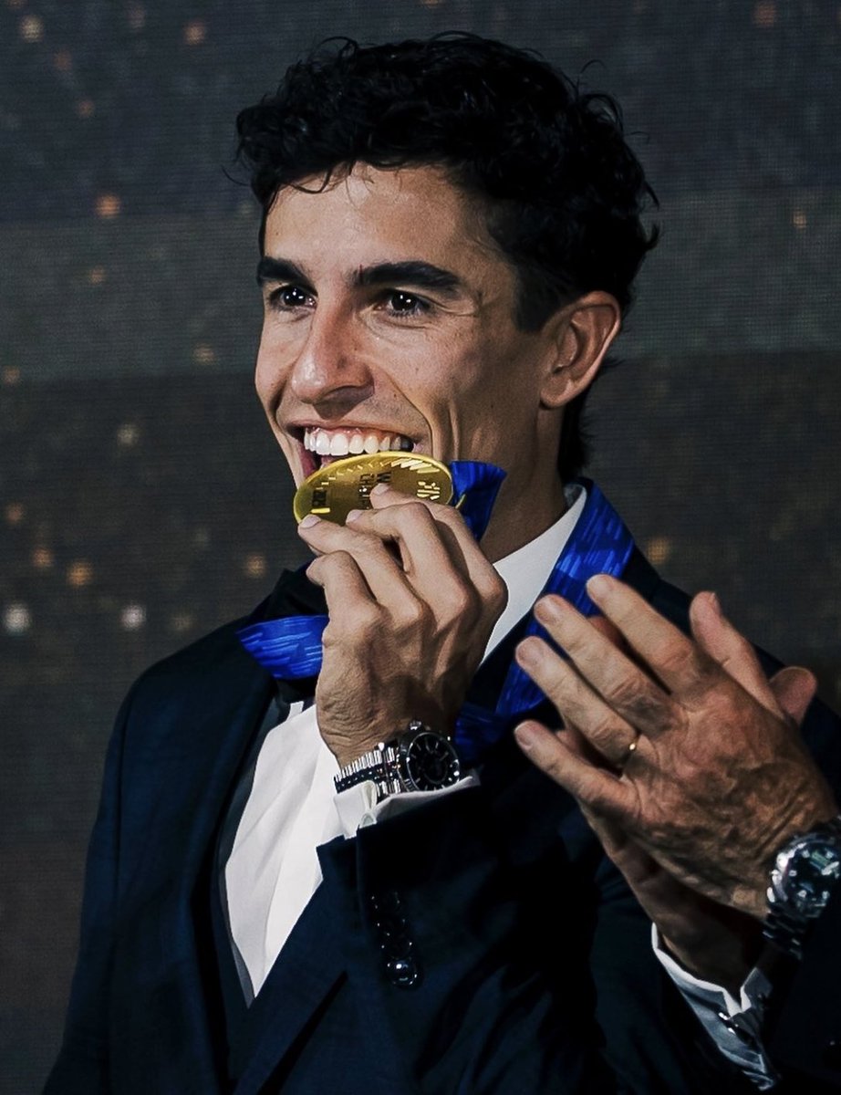 motsdangereux's tweet image. youngest (20) and oldest (32) motogp champion 🐐👑❤️