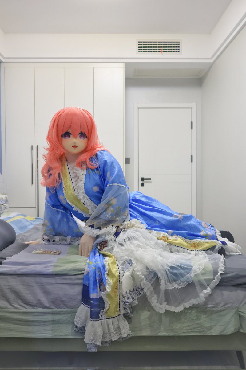 JunkoSang17697's tweet image. 幽幽子最近吃太多了，扔扔把衣服撑爆了（悲）
#東方Projectᅠᅠᅠᅠ #西行寺幽々子 #kigurumi