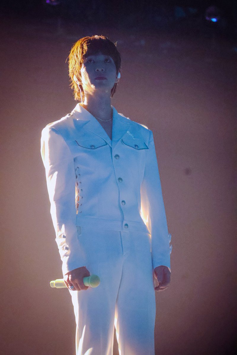 온유 #ONEW #オニュ@SHINee @ONEW_GRIFFIN