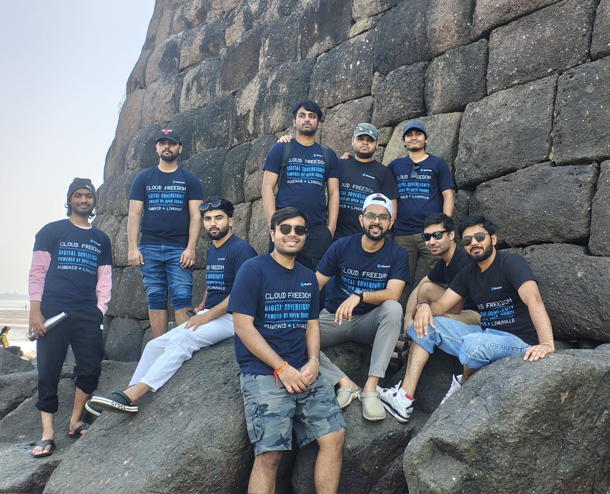 akshayktwt's tweet image. Work hard folks, to get a great work culture like this. 

Remote jobs have really a lot of advantages and fun with friends.

#Opensource #SRE #Community #Obmondo #Mumbaitrip
