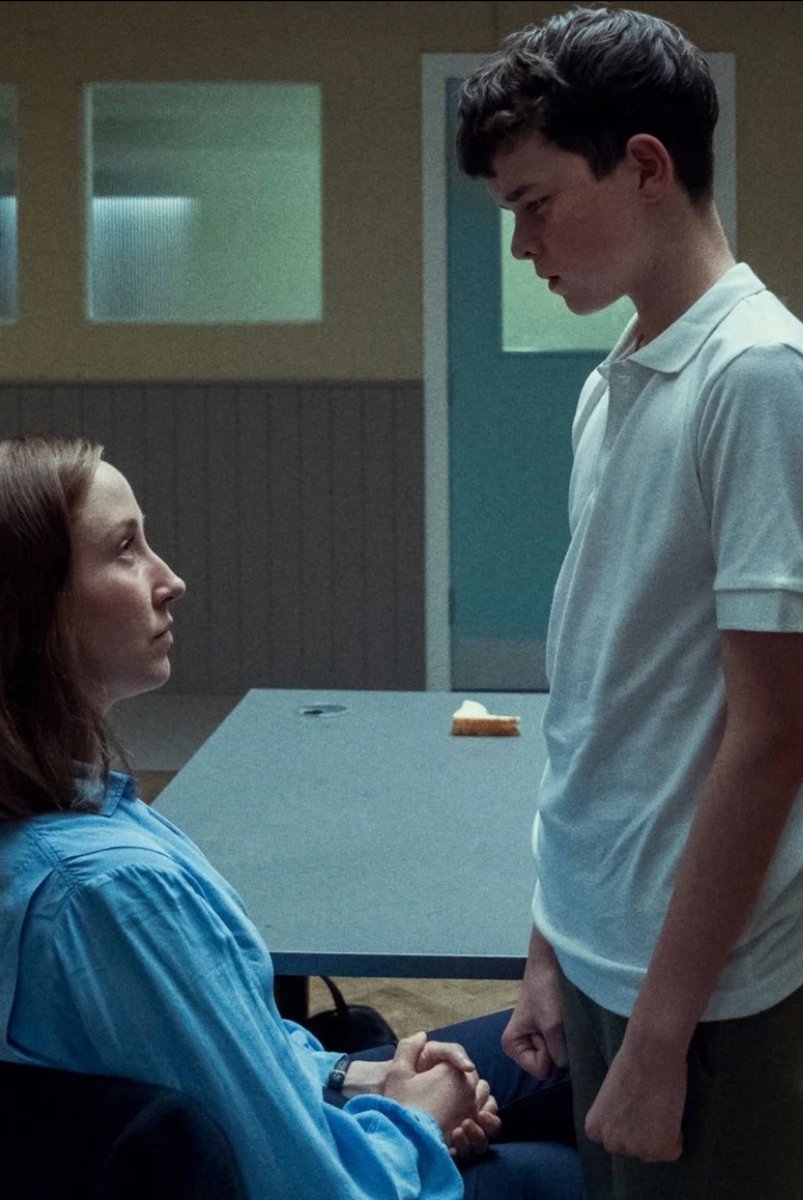 3/3 Awareness breaks the cycle.
When you can see your patterns clearly..how you attach, communicate, and respond, you gain the power to choose differently.
#MentalHealth #SelfAwareness #MindNestUganda