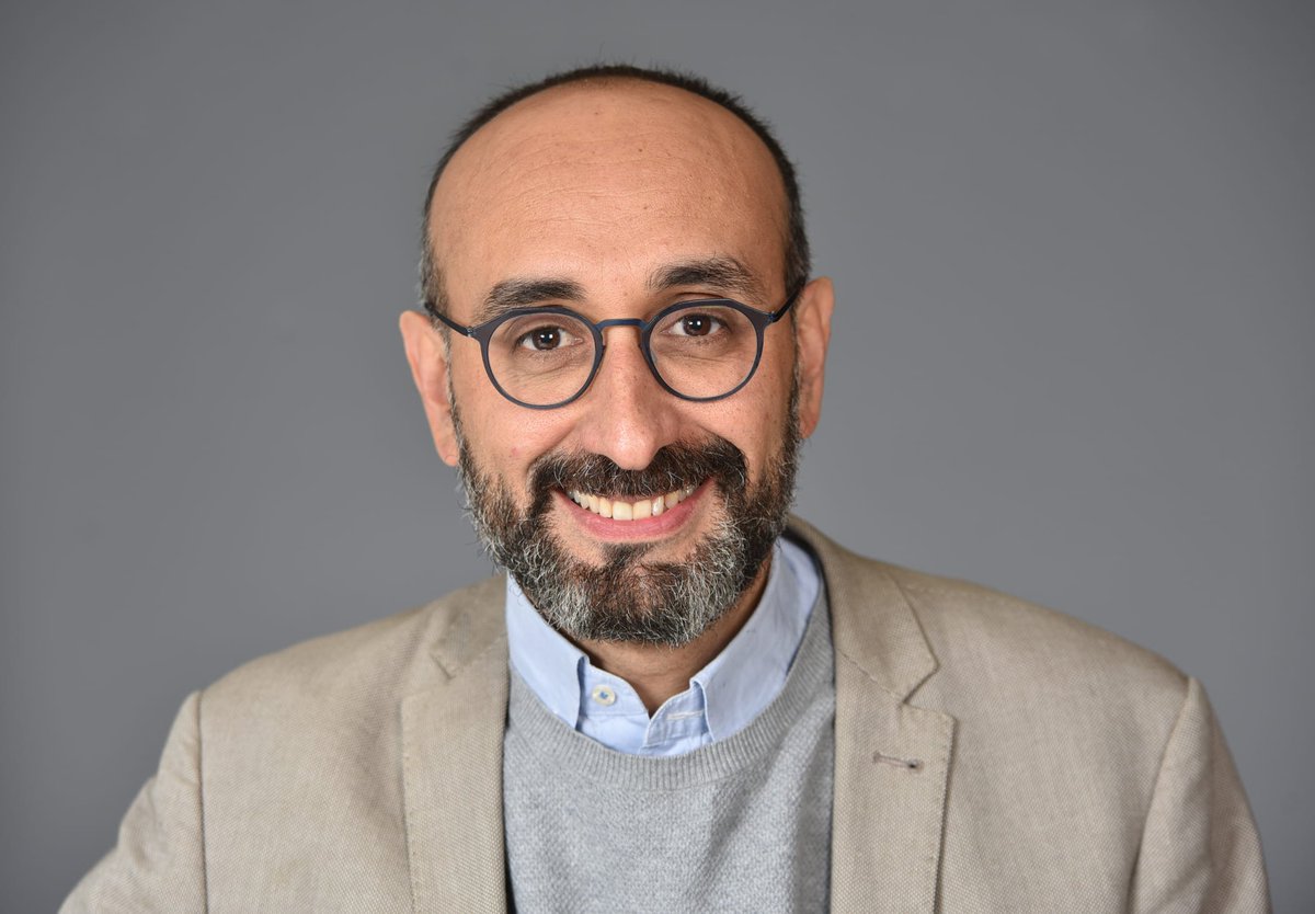 sonarfm's tweet photo. AHORA en el #SonarInformativo conversamos sobre las derechas con Cristóbal Rovira del Centro de Estudios de Conflicto y Cohesión Social y académico del Instituto de Ciencia Política UC

Como siempre junto a @pabloaranzaes 

📻Por el 105.3FM
📡 https://t.co/4mjiJudeE2 https://t.co/7laaG3DYG8