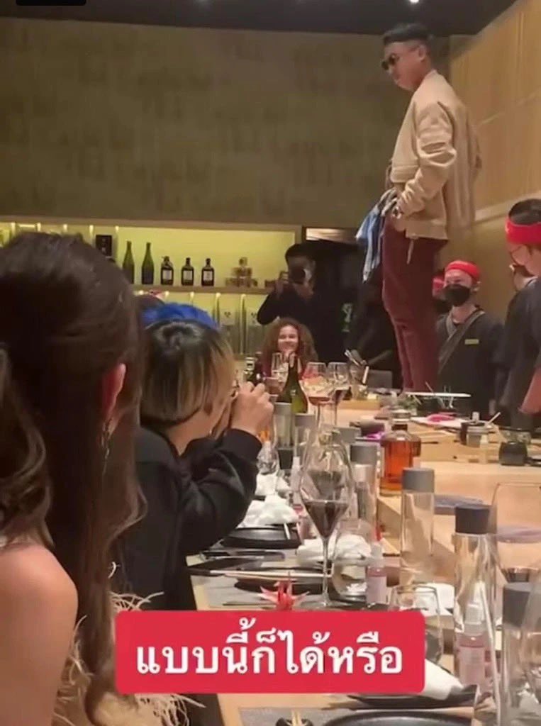 RedSkullxxx's tweet image. ตอนดราม่าเหยียบโต๊ะโอมากาเสะรอบที่แล้วก็ทำคลิปขอโทษบอกต่อไปจะระมัดระวังจะเป็นตัวอย่างที่ดี กูอยากจะถุยใส่หน้าไอ้สัส #แจ็กแปปโฮ