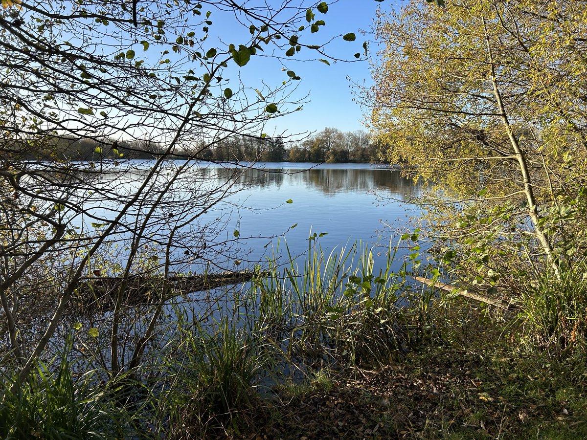 Windrush and Ducklington lake after the heavy rain #Oxfordshire