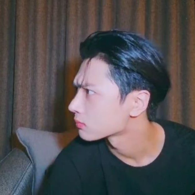 oceanbymee's tweet image. "I heard they're                     "ke cakung?"
shipping us!"