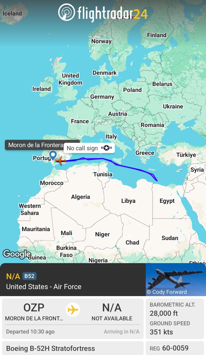 OSINTMilTracker's tweet image. 😲 WOW, what a show of force by the 🇺🇲 #USAF #B52H ✈️ Stratofortress long-range bomber, who departed from Moron de la Frontera (#OZP), Spain 🇪🇸 and flew along the entire #Mediterranean Sea.

- fr24.com/3d2264fb