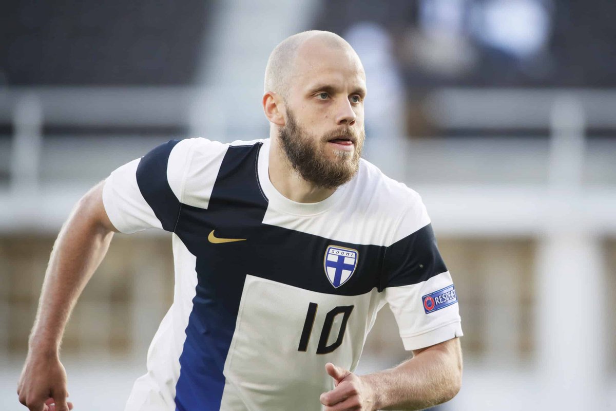 Teemu Pukilla jäähyväiset - jalkapallopomo kertoi suosikkimuistonsa Huuhkajien legendasta atleetti.fi/teemu-pukilla-…