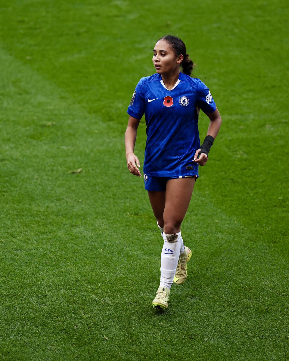 ChelseaFCW's tweet image. Alyssa Thompson’s current run of form for Chelsea:

👕 4 games.
⚽️ 3 goals.
🅰️ 1 assist.