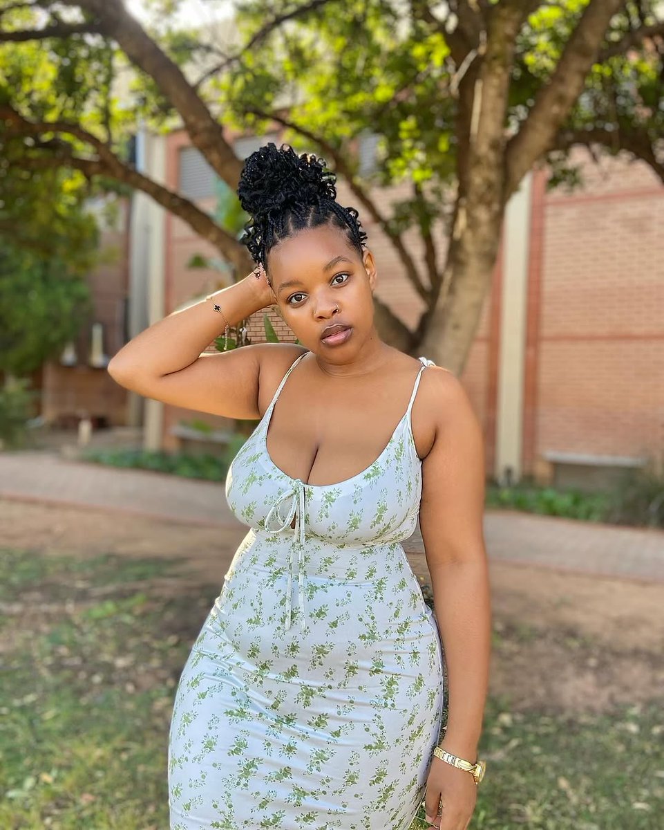 RuthOvibes's tweet image. Soft as petals 🌸 10/10 💫