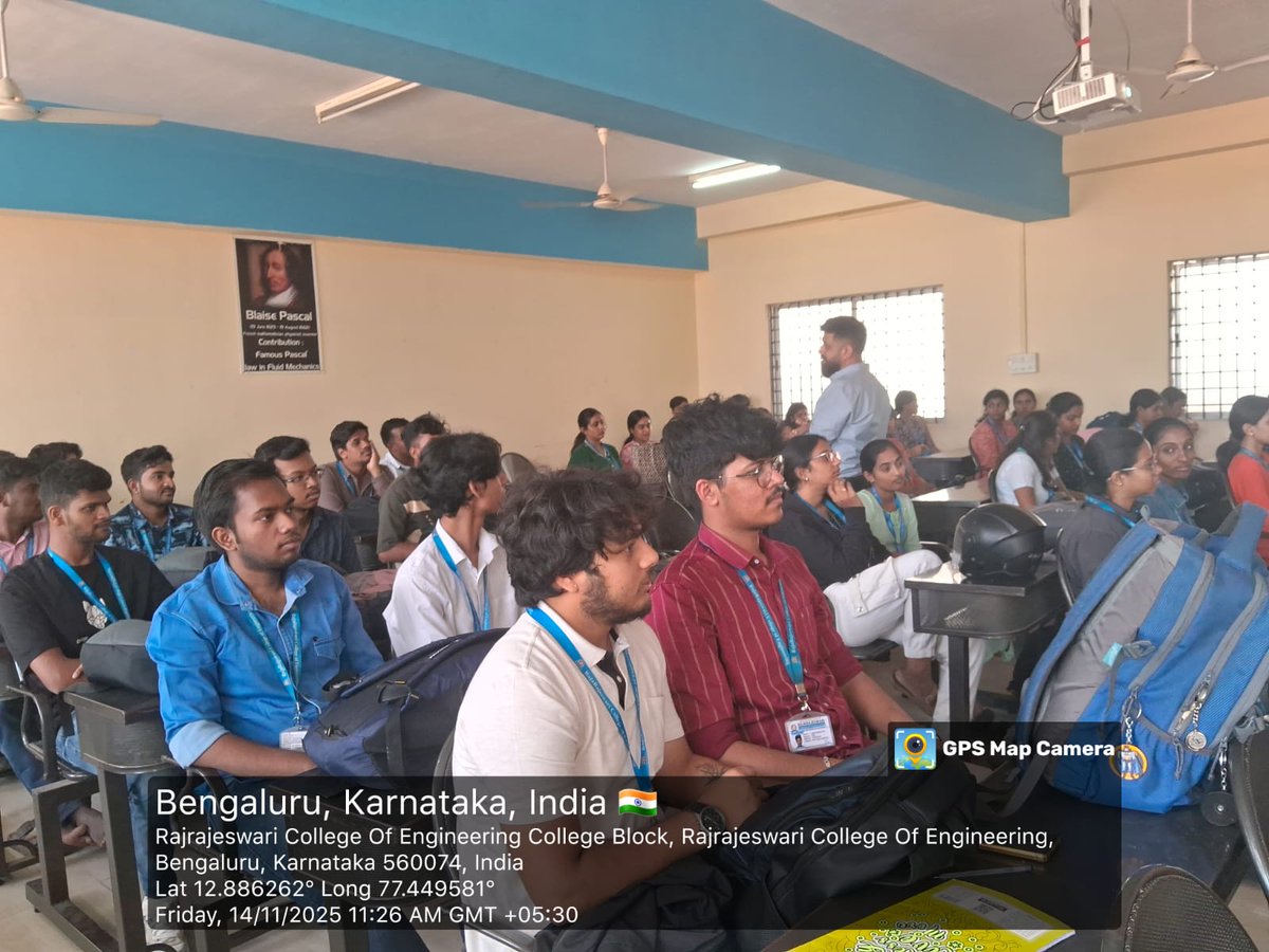 rrceblr's tweet image. 🌟 #RRCE AIML &amp;amp; CSE(IC) hosted a Technical Seminar on “Data Analytics &amp;amp; Gen AI” with Mr. Maheshwar Narayanan, AVP, Imarticus Learning. Students gained insights on analytics, Gen AI apps &amp;amp; career skills! 🤖📊
#TechSeminar #AIML #CSEIC #FutureTech