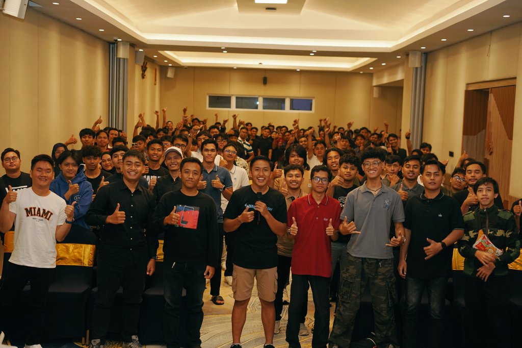 Moving_03's tweet image. Bitget Connect Yogyakarta 

From presentation sessions to community approaches.Bitgetizen Yogyakarta gather, connect, create many new ideas.

✅251 Registrant
✅120 Partisipants
✅Great Experience 

@BitgetID
@bitget
#EventWithBitget