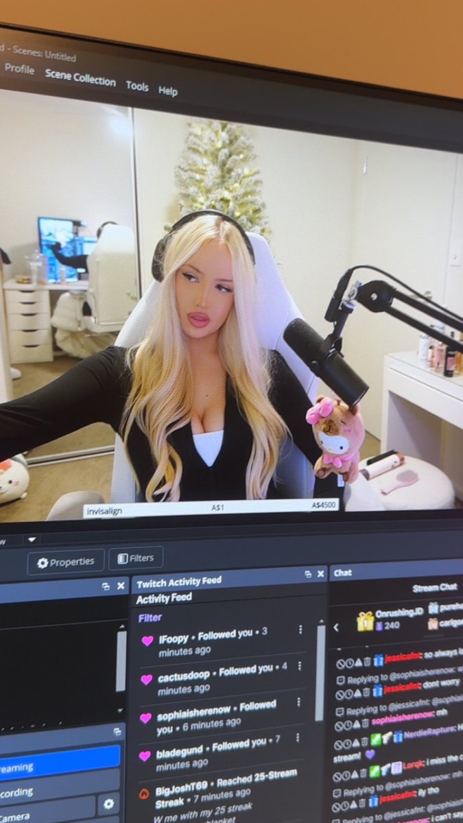 paigeybxby's tweet image. come say hi &amp;lt;3 twitch.tv/paigeybxby