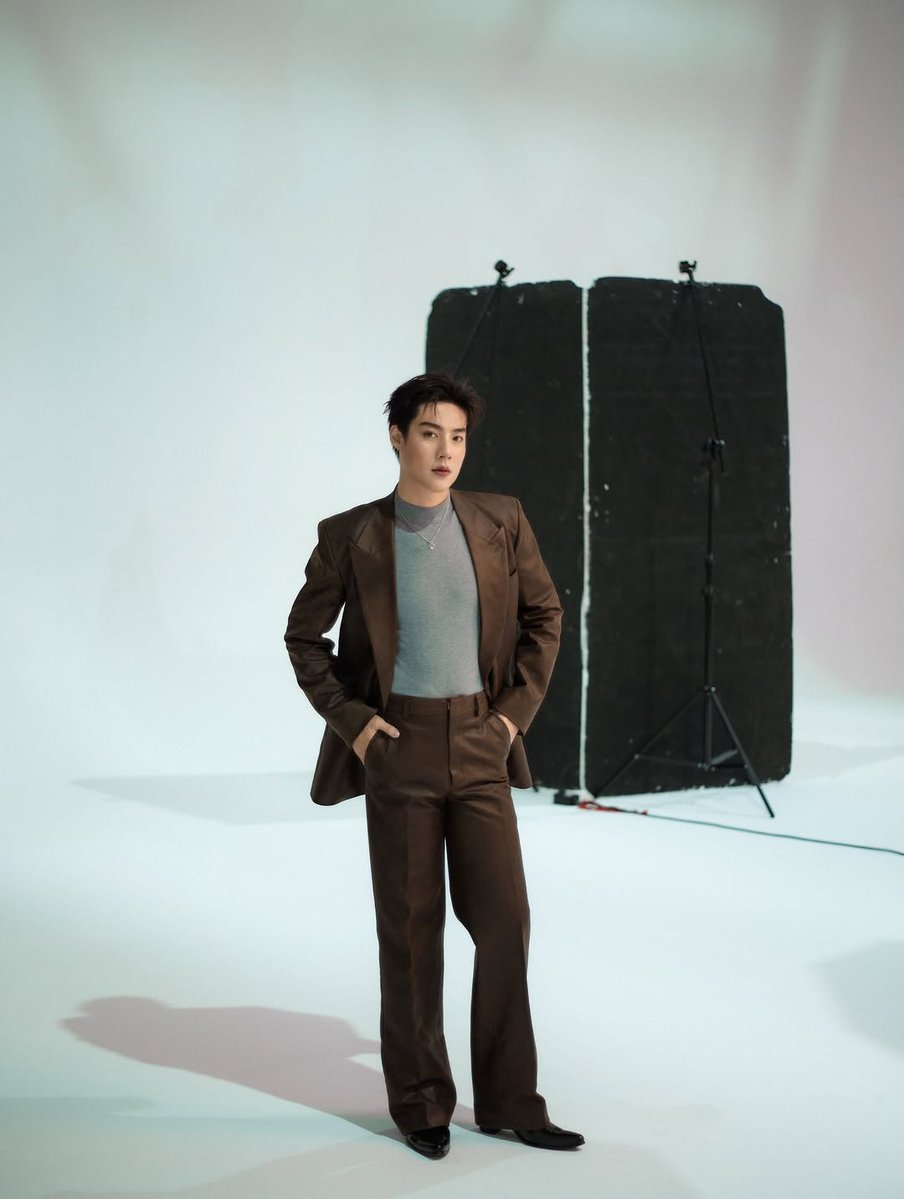 SailubOfficial's tweet image. 251117 SAILUB&apos;s IGs Update (2)

🥃

@spy_hemmawich
#SpySailub #คุณเพื่อนบ้าน