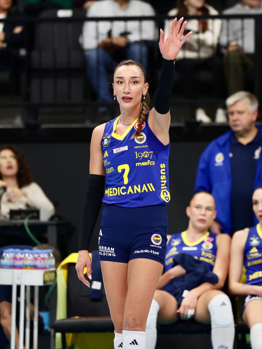 Hande Baladın - Dünyanın en güzel voleybolcusu