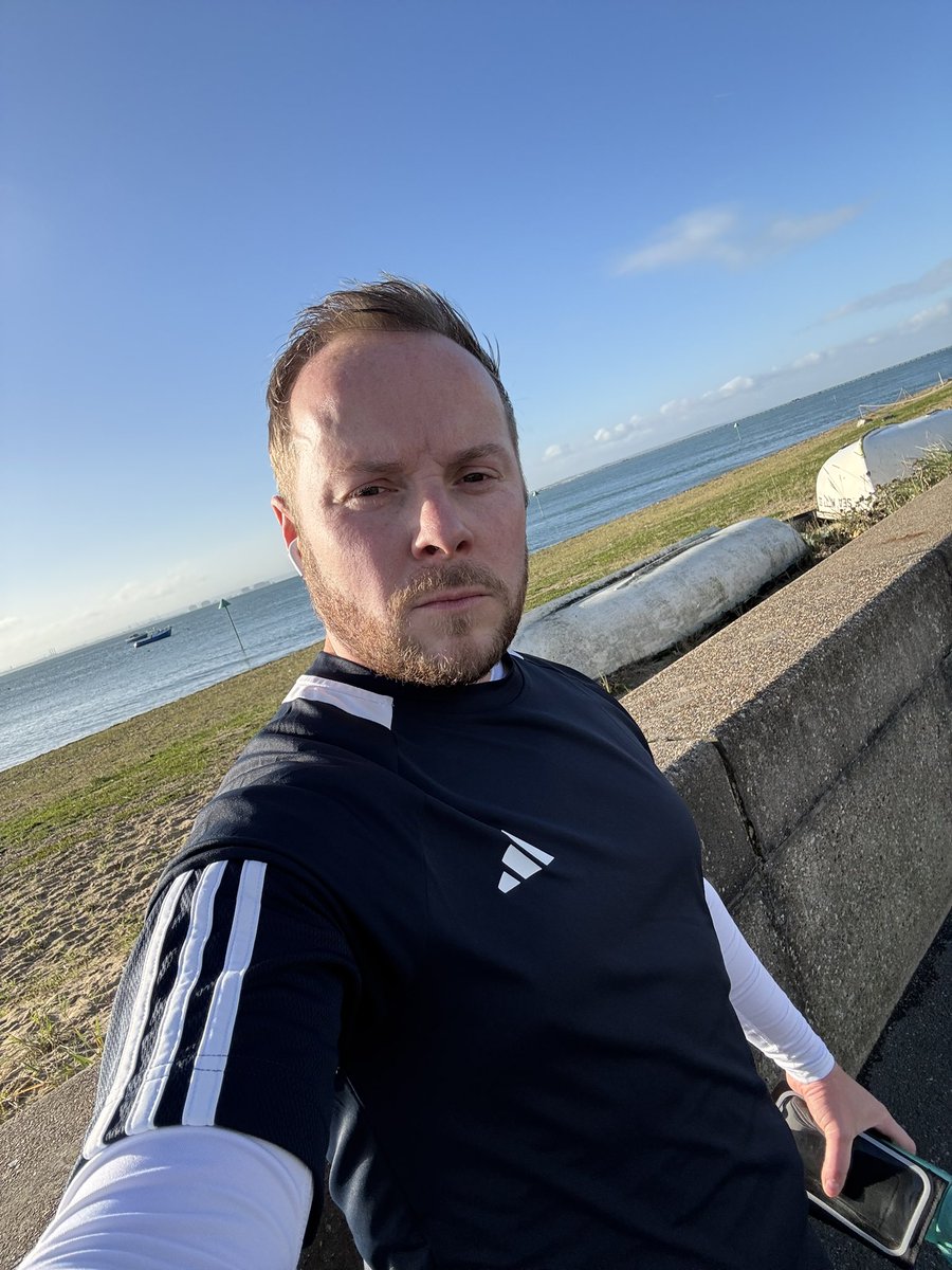 AlphaPaul_UK's tweet image. ⚫️🔵First Run back in UK 🇬🇧 I know u boys miss these pics of Alpha running 
- 
Back to it subs 💪🏻 #Alphalife