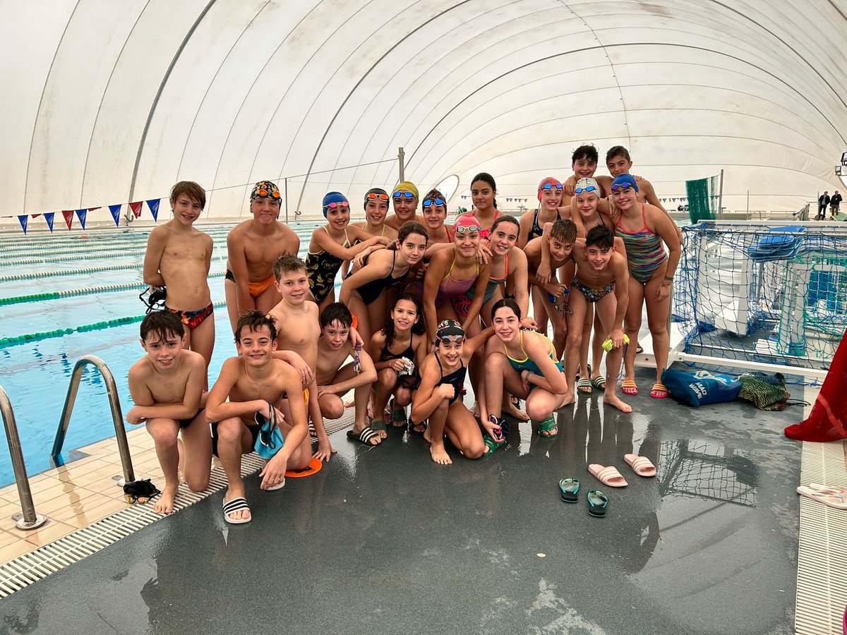 OlivarNatacion's tweet image. Este sábado la categoría #Alevin, realizo un entrenamiento en nuestra piscina de 50 "El Globo", buena afluencia y afianzando aspectos técnicos y tácticos.
#GoodJob