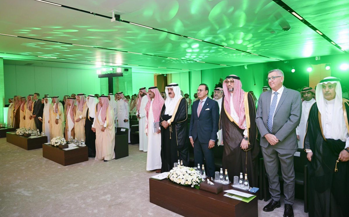 cspsstudies's tweet image. #اليوم_الدولي_للتسامح بمركز الملك عبدالعزيز لـ #التواصل_الحضاري
التسامح ..  قيمة إنسانية عالمية تعزز ثقافة التعايش والرخاء

@KACCCsa @ksaopinions @KAICIID @kaiciidar @SaudiVision2030 @Etidal @MWLOrg @MhmdAlissa 
#اليوم_العالمي_للتسامح
#International_Tolerance_day