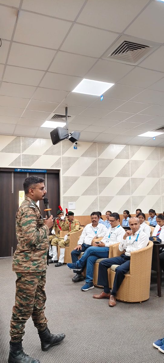 MIT_Updates's tweet image. Last month, we were blessed to have Major (Dr) Janak MS with us at Anand Hall, who guided our students on joining Indian Armed Forces. #mit_csn #IndianArmy  #indianarmedforces #NCC