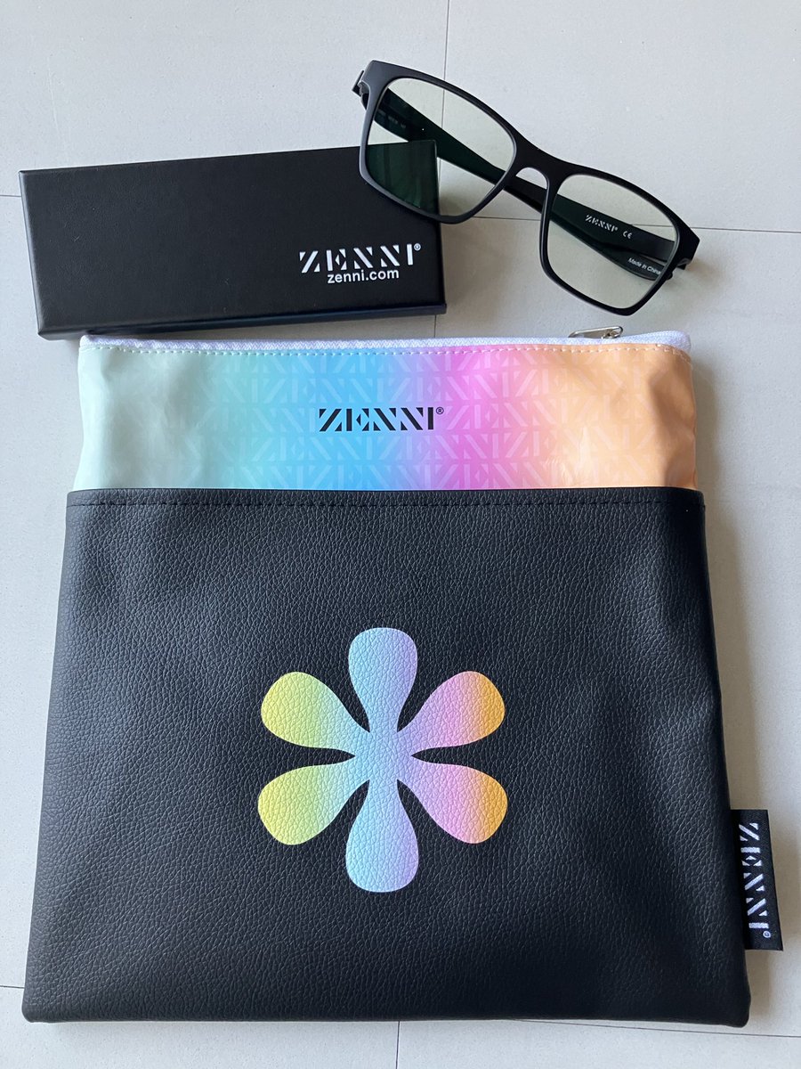 tofu_lynn's tweet image. Thank you @thegamehers for the @Zenni_Gaming glasses 🤓