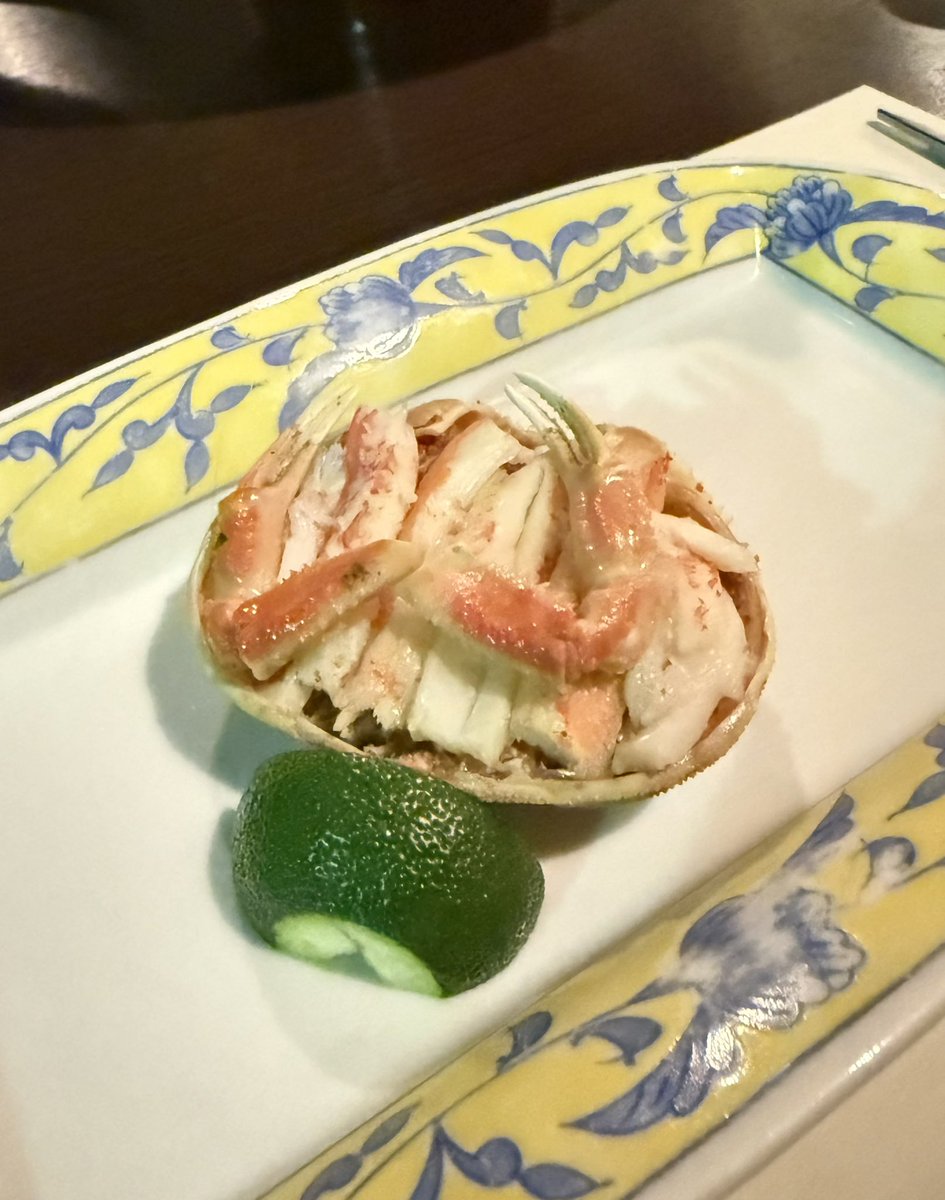 kan_ru2's tweet photo. 紅ずわい蟹とセコ蟹は前菜で🦀 https://t.co/iTBqlIT0k1