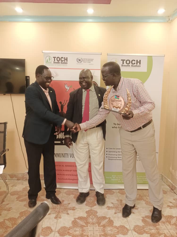 SudanToch's tweet photo. TOCH South Sudan successfully conducted the 14th Annual Board Meeting on 11th November at TOCH Head Office in Juba, South Sudan.

This is a routine meeting where TOCH has to conduct board meetings twice a year according to the constitution. 
#TOCHSouthSudan #BoardMeeting https://t.co/vOsl8P8Jb6