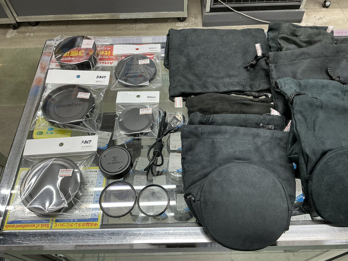 【ジャンク品】Nikon F2 フィルムカメラ/レンズ/ケース ジャンク品】Nikon F2 フィルムカメラ/レンズ/ケース Nikon f2 case