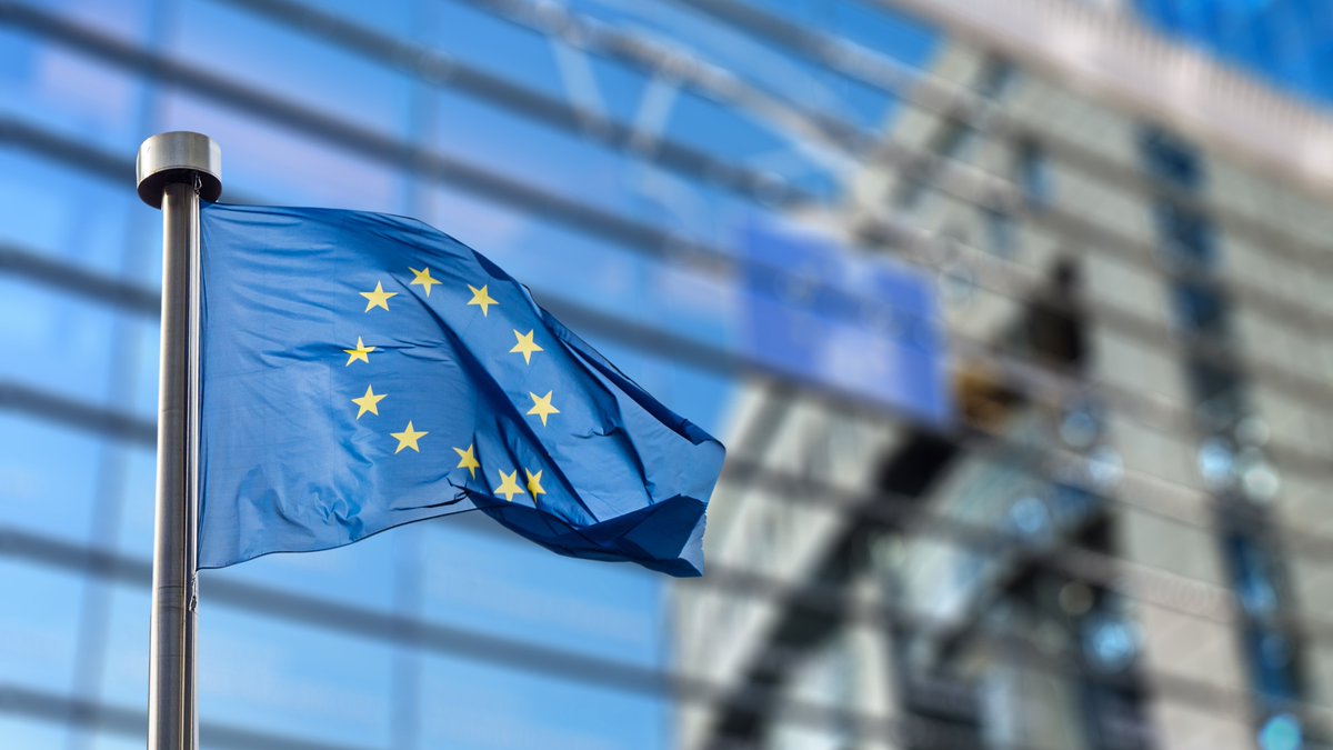 accountancylive's tweet photo. EU cuts bureaucracy on SME sustainability reporting -MEPs have voted down plans for extensive sustainability reporting on supply chains, subject to final sign off by European Commission
https://t.co/dblXLHoxuL via @accountancylive https://t.co/Mlqtv1GPVB