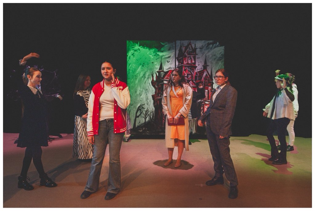 HolyRoodExpressiveArts tweet media