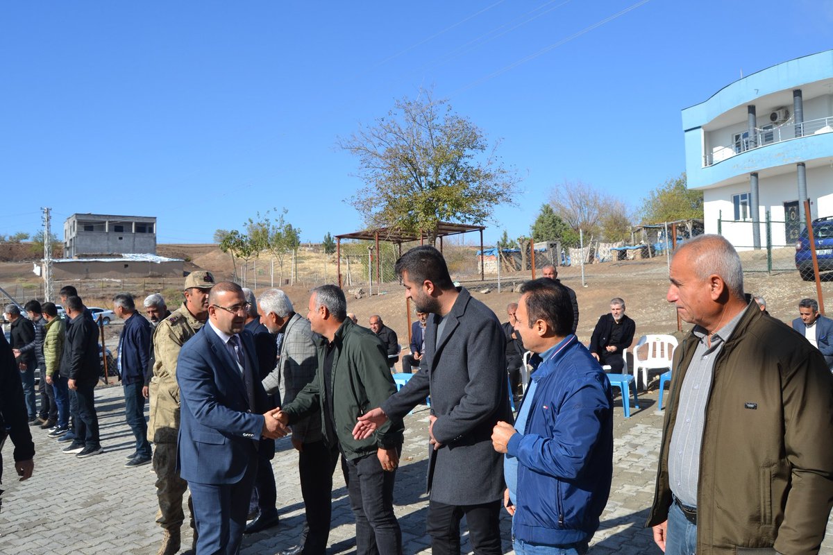 bismilkaymakam's tweet image. Sayın Kaymakamımız Recep HASAR, Ayten Yalçın’ın vefatı üzerine Hasanpınar Mahallesi Taziye Evini ziyaret ederek ailesine başsağlığı dileklerini iletti.

@RecepHasar44