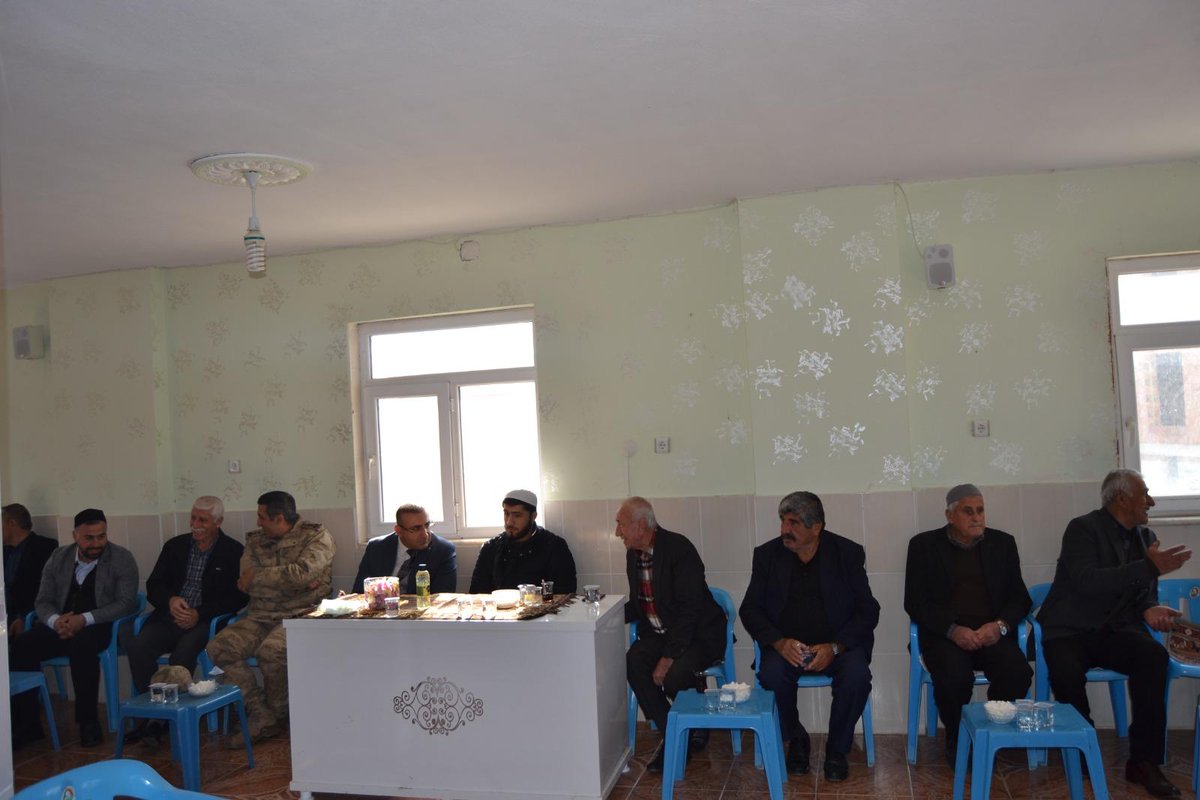 bismilkaymakam's tweet image. Sayın Kaymakamımız Recep HASAR, Ayten Yalçın’ın vefatı üzerine Hasanpınar Mahallesi Taziye Evini ziyaret ederek ailesine başsağlığı dileklerini iletti.

@RecepHasar44