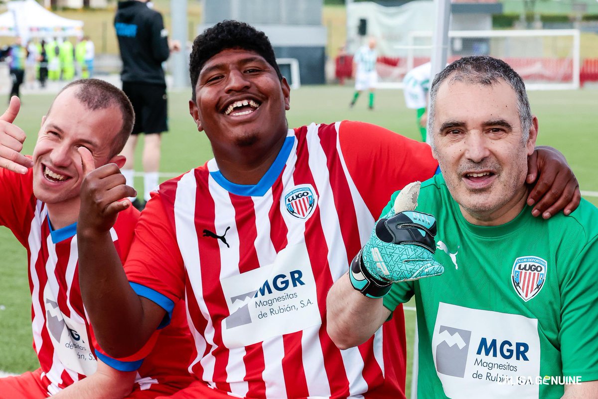 CDeportivoLugo's tweet image. 🫂 Esta semana comeza a mellor liga do mundo, esta semana volve #LALIGAGENUINEMoeve! 

😄🤙 Que ganas temos de que chegue, @FundacionLaLiga! 

#MGR
#ForzaLugo