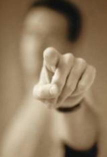 #èFacile puntare il dito, meno facile è l’autocritica.

📸 Pinterest