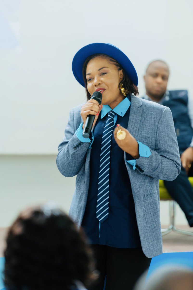 florencemeta's tweet image. #NovembreBleu 

Ce samedi 15 novembre 2025 j’ai pris part à la matinée de sensibilisation dédiée au thème : « Comprendre et
prévenir le cancer de la prostate dans le contexte congolais » organisé par la Fondation Bomoko à Silikin Village dans le cadre de la campagne Novembre…