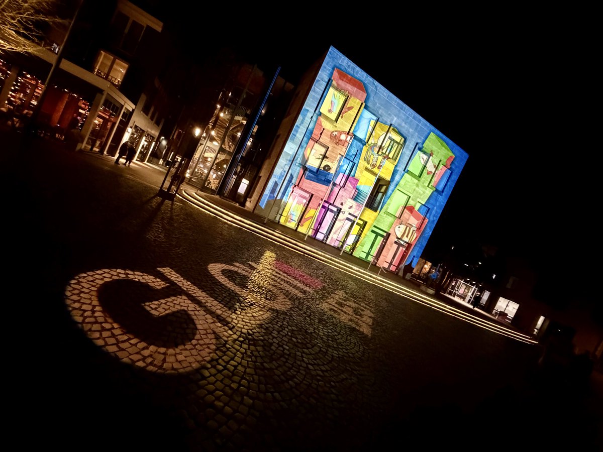 PartijBestOpen's tweet photo. Best Open was al aanwezig bij de preview van Glow Best 2025. Het was wederom een prachtig geheel. Wat vond u van de 12 lichtkunstwerken in Glow Best 2025?

Weetje:
Dankzij een structureel gemeentelijk bedrag krijgt Glow Best de mogelijkheid om door te gaan. https://t.co/rVGINCmtdb