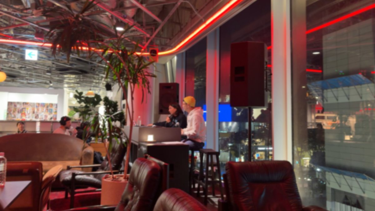 📻11月17日 公開収録📻
🌠2本目(前半)ゲスト🌠

シュウマイ研究家で日本シュウマイ協会代表のシュウマイ潤さんがトーク中です🎙️

シュウマイの夜明けは横浜・・・?

#あれふかわじゃね #マーキ813 #jwave
<a href="/GRANDMARQUEE813/">GRAND MARQUEE</a> <a href="/tanefuji/">tane l シュウマイ潤</a>