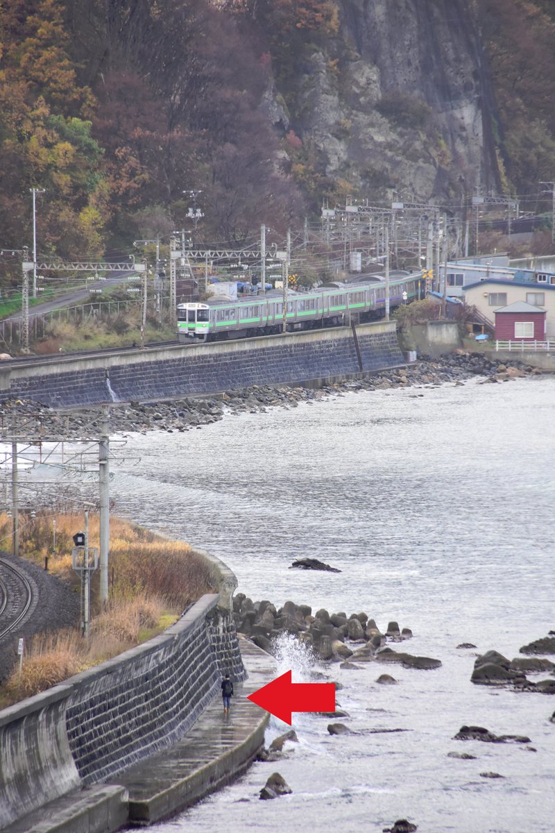 一度だけ歩いてる方を見かけたことがありました。
本来の道とはずれてるんでしょうけど、需要は消えてないみたいです…