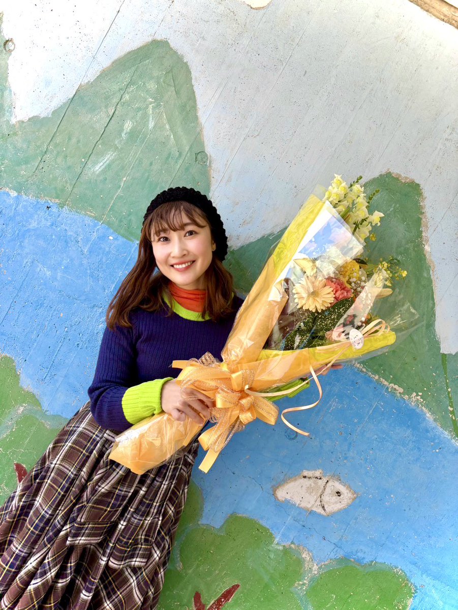 yureena_ssw's tweet photo. 講演会ライブ🎀 in 岡谷市・小井川小学校
行かせていただきました!🏫
音楽部の皆さんとオリジナル曲の合唱コラボもさせていただき、みんながダンス付きで弾けて歌ってくださったこと、心から感謝の気持ちでいっぱいです。
ありがとうございました!!#YuReeNa
📸https://t.co/o79VpIU5WH https://t.co/f9JfmKFonU