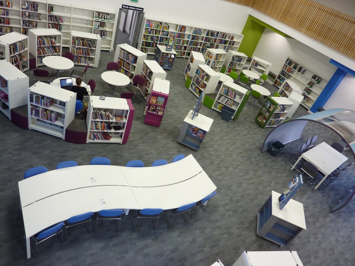 fg_library's tweet image. 🎓 Happy International Students’ Day! 

Celebrate student spaces at Bournemouth &amp;amp; Poole College: 

👉 Explore here: ow.ly/nqlR50Xszmf #

#InternationalStudentsDay #FGLibrary #LibraryDesign #MadeInBritain #StudySpaces #LoveLibraries #BournemouthAndPooleCollege