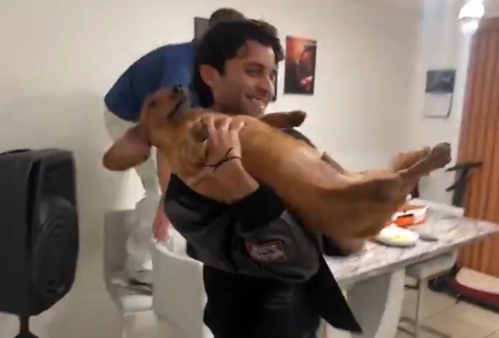 chrislanera's tweet image. la forma en la que loqui DETESTA a Aron JWKKSGNAKFH xfavor, lo que me cague de risa en todo el stream no tiene sentido