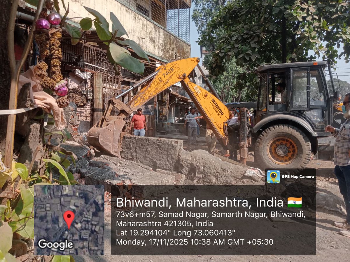 bncmcbhiwandi's tweet image. नागरिकांच्या सहकार्याने सुरू झाले अंजूर फाटा ते स्व. राजीव गांधी चौक रस्ता रुंदीकरणाचे काम...
अनेकांनी स्वखुशीने अतिक्रमण हटवून लावला शहराच्या विकासाला हातभार!

झालेल्या कारवाईचा पंचनामा वेळेत करून पात्र प्रकल्पग्रस्तांना महानगरपालिकेतर्फे मिळणार योग्य मोबदला!
#bncmc #trafficfree